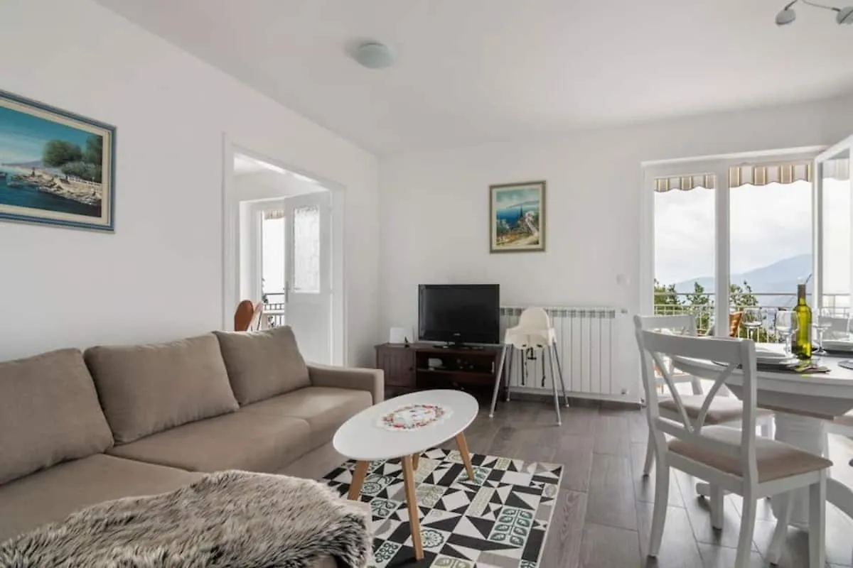 Villa Olivia Veprinac 0*,  Croatia